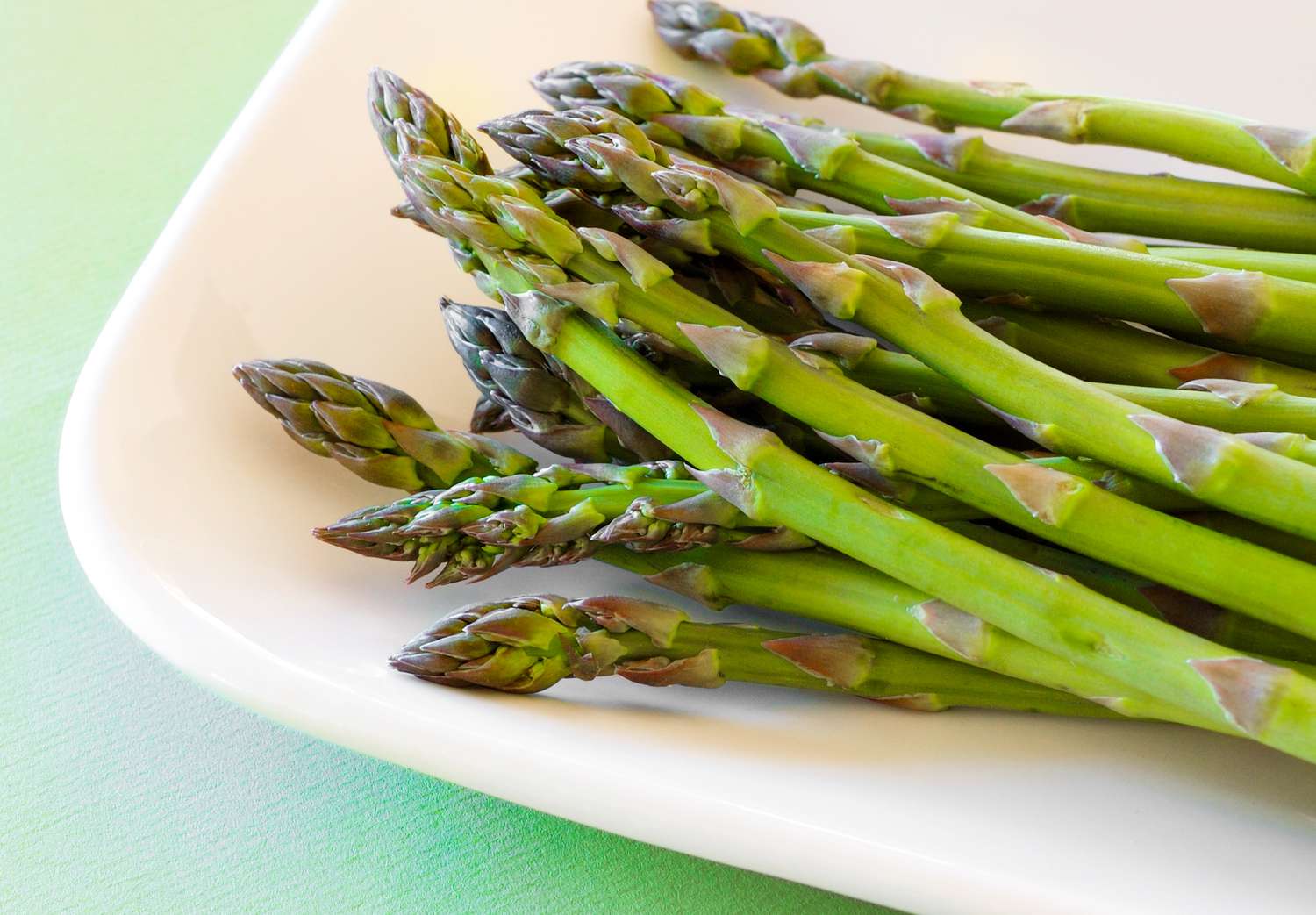La méthode pour éviter que les asperges deviennent molles et visqueuses