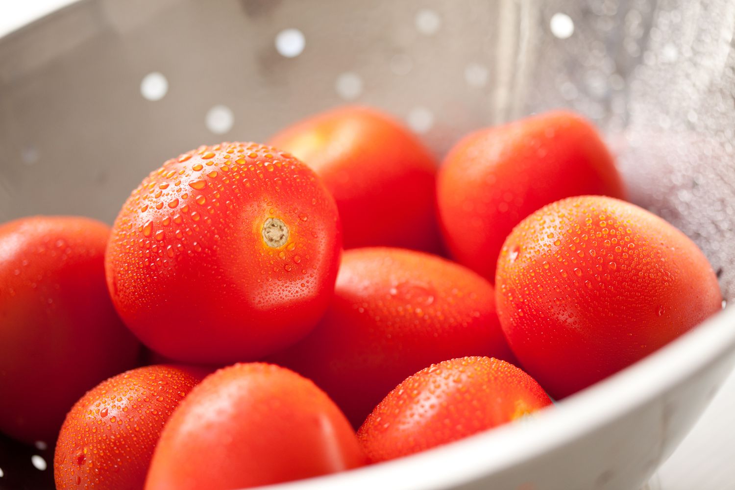 Comment nettoyer les tomates pour enlever saleté et pesticides