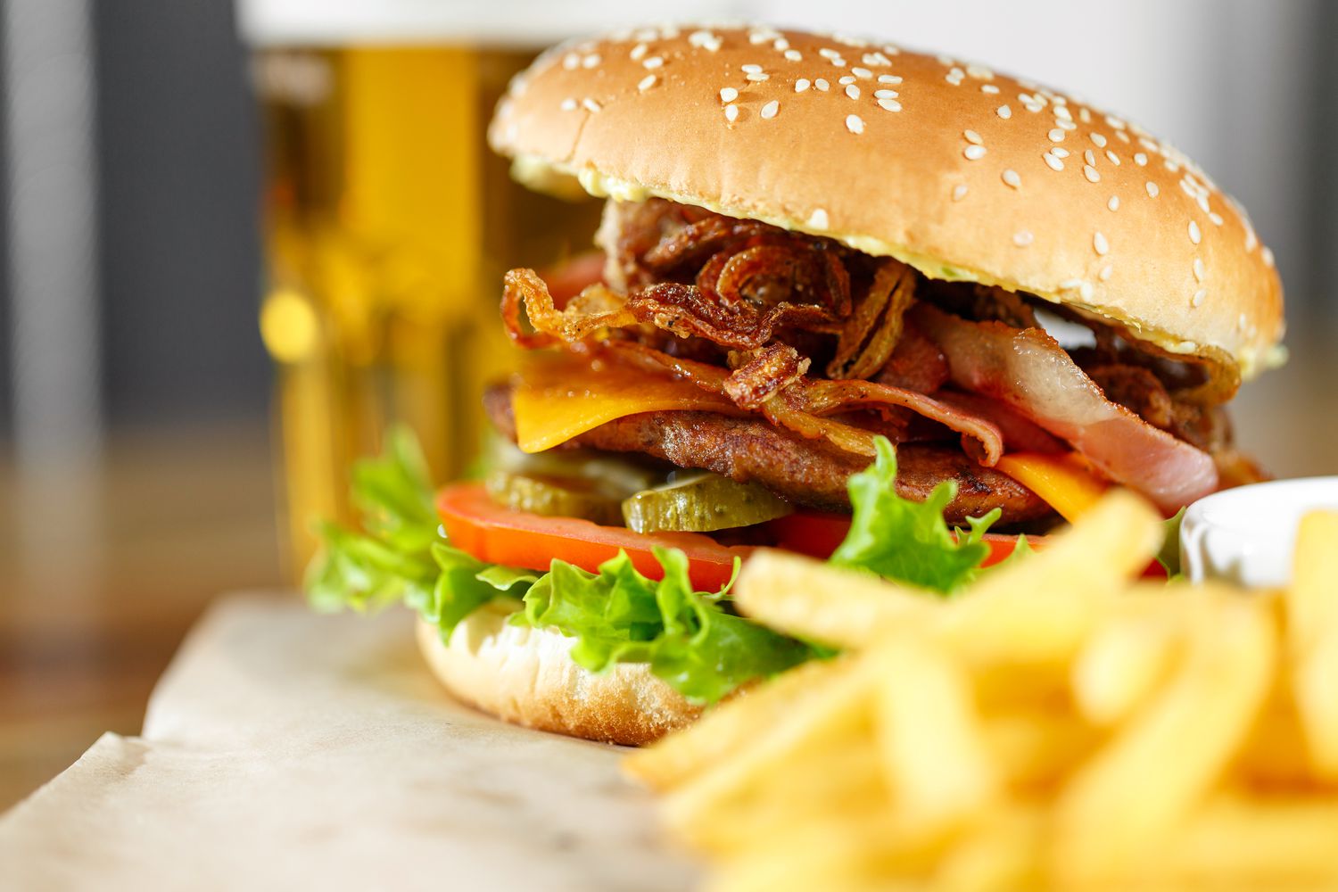 J'ai demandé à 5 chefs comment préparer des hamburgers juteux