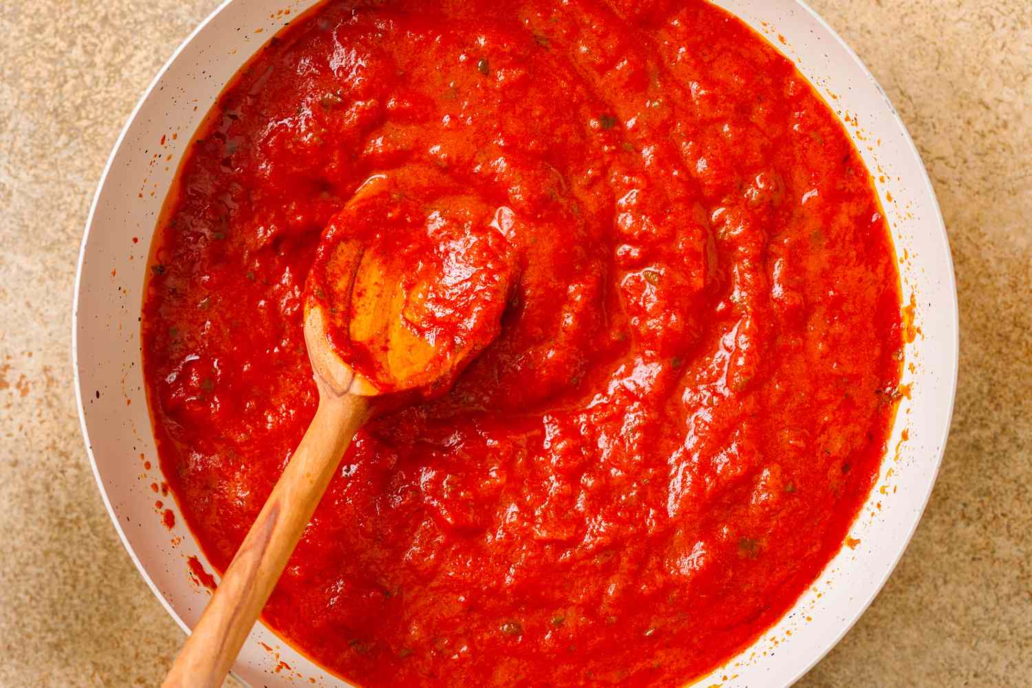 Améliorer la sauce aux pâtes du commerce avec un ingrédient idéal