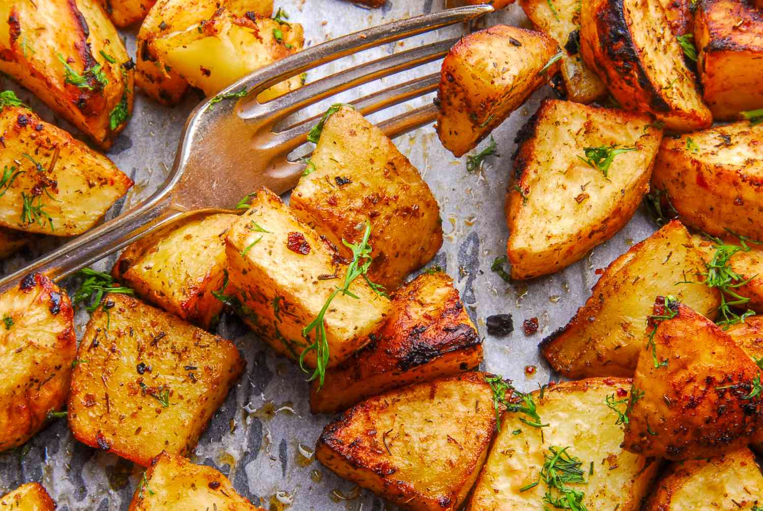 J'ai demandé à 6 chefs comment rôtir les pommes de terre correctement