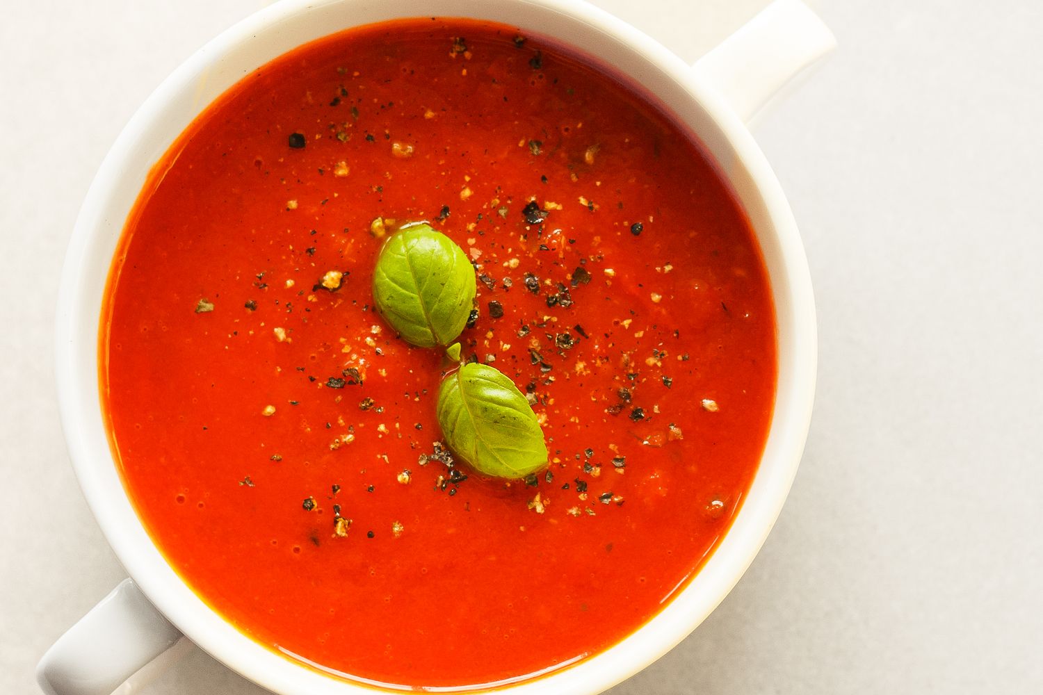 Une soupe aux tomates améliorée avec un ingrédient de base