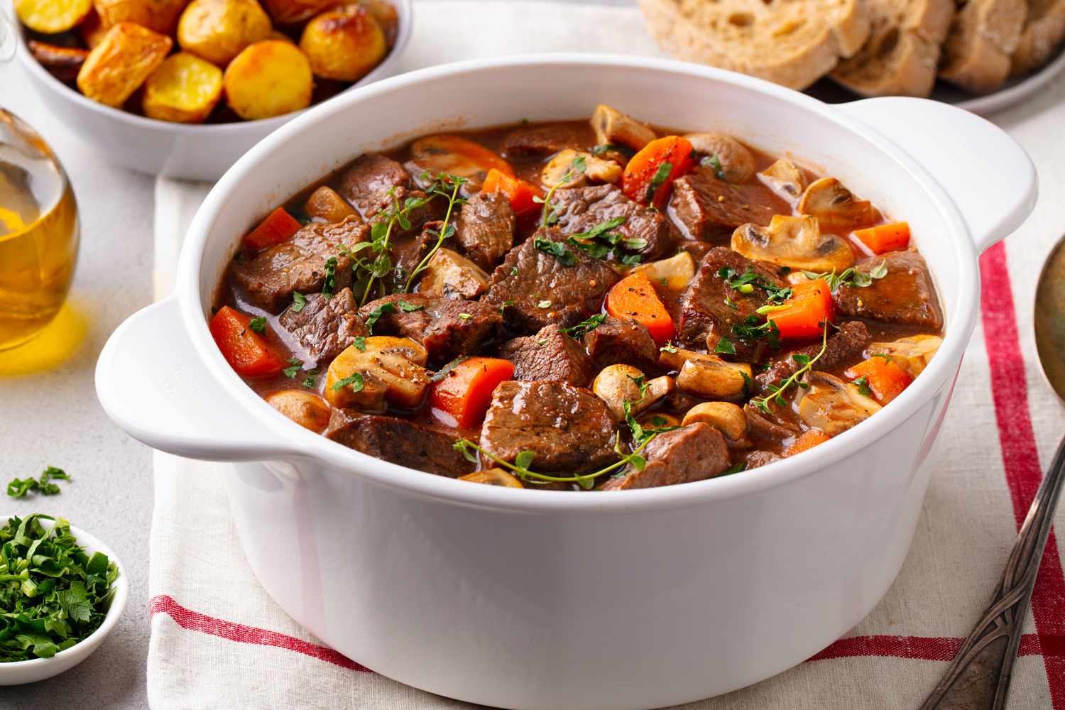 J'ai demandé à quatre chefs le secret du meilleur ragoût de bœuf