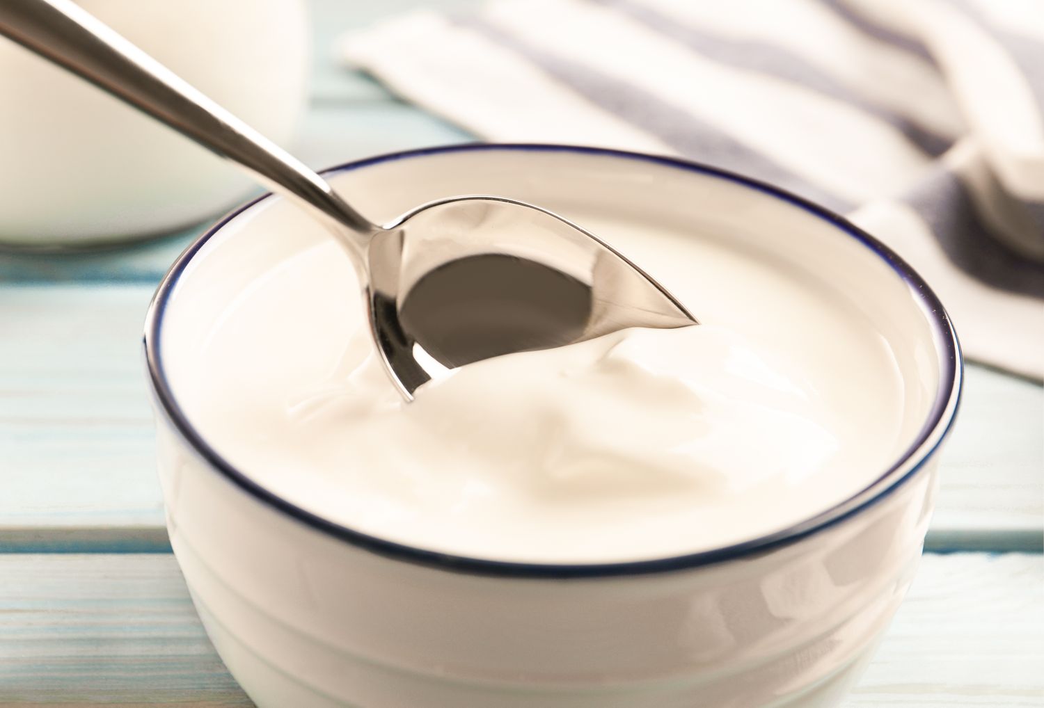 L'astuce sucrée qui transforme le yaourt nature en dessert