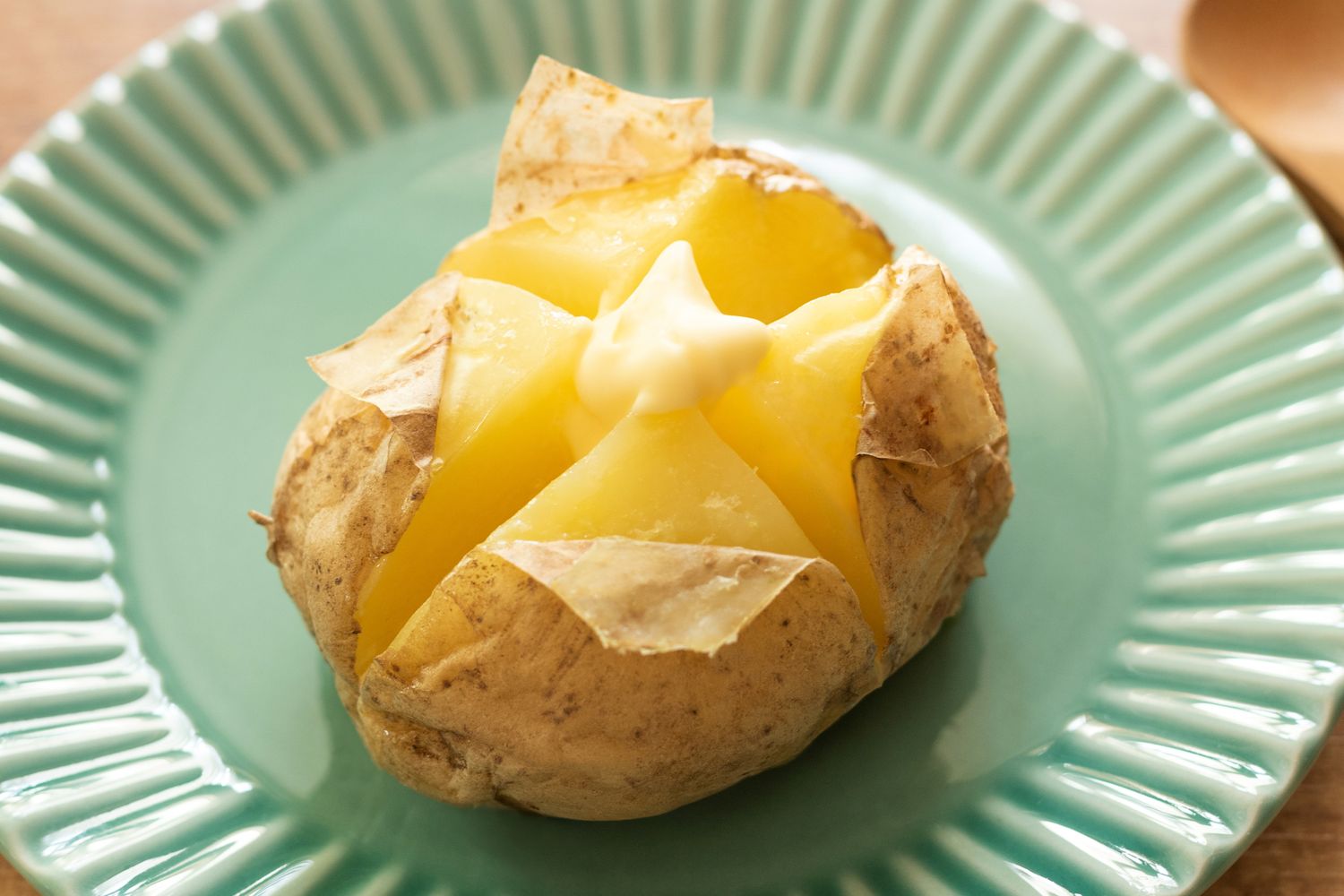 Pour obtenir la meilleure pomme de terre au four, évitez cela.