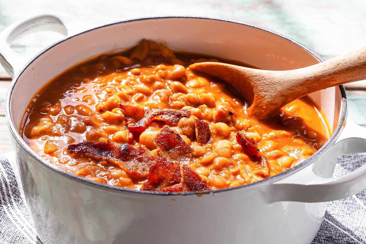 Mettre à niveau les fèves au lard avec un ingrédient simple