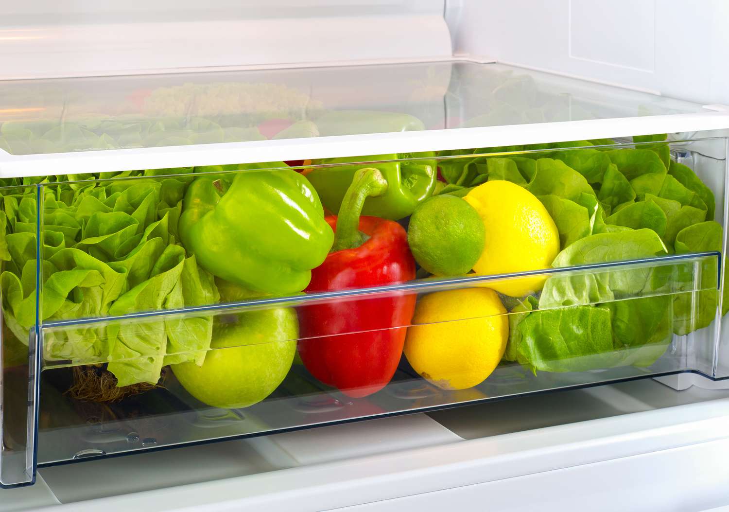 Vous utilisez mal le bac à légumes : ne faites plus cela avec eux
